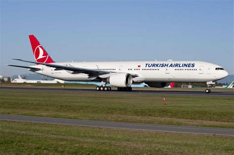 Turkish Airlines Boeing B777 300ER .